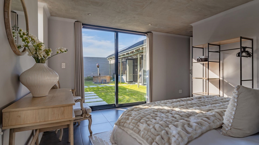 4 Bedroom Property for Sale in Romansbaai Estate Western Cape